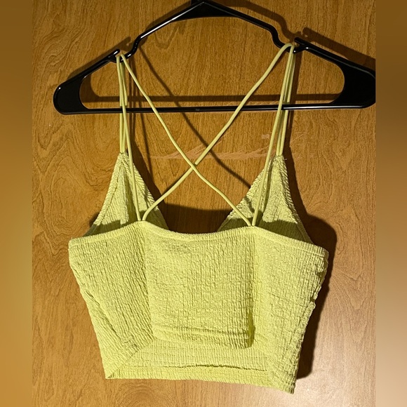 crop top - Picture 2 of 3